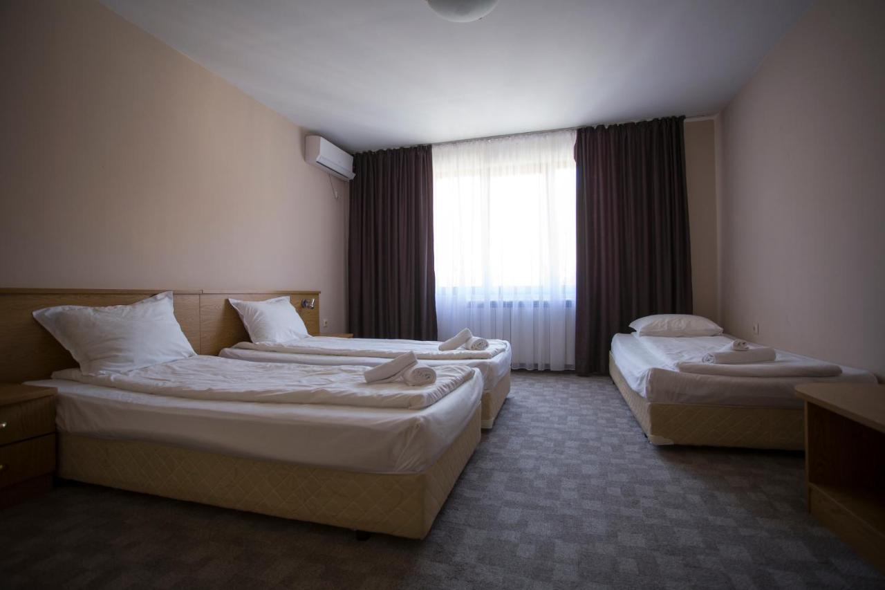 Family Prim Hotel Sandanski Exterior foto