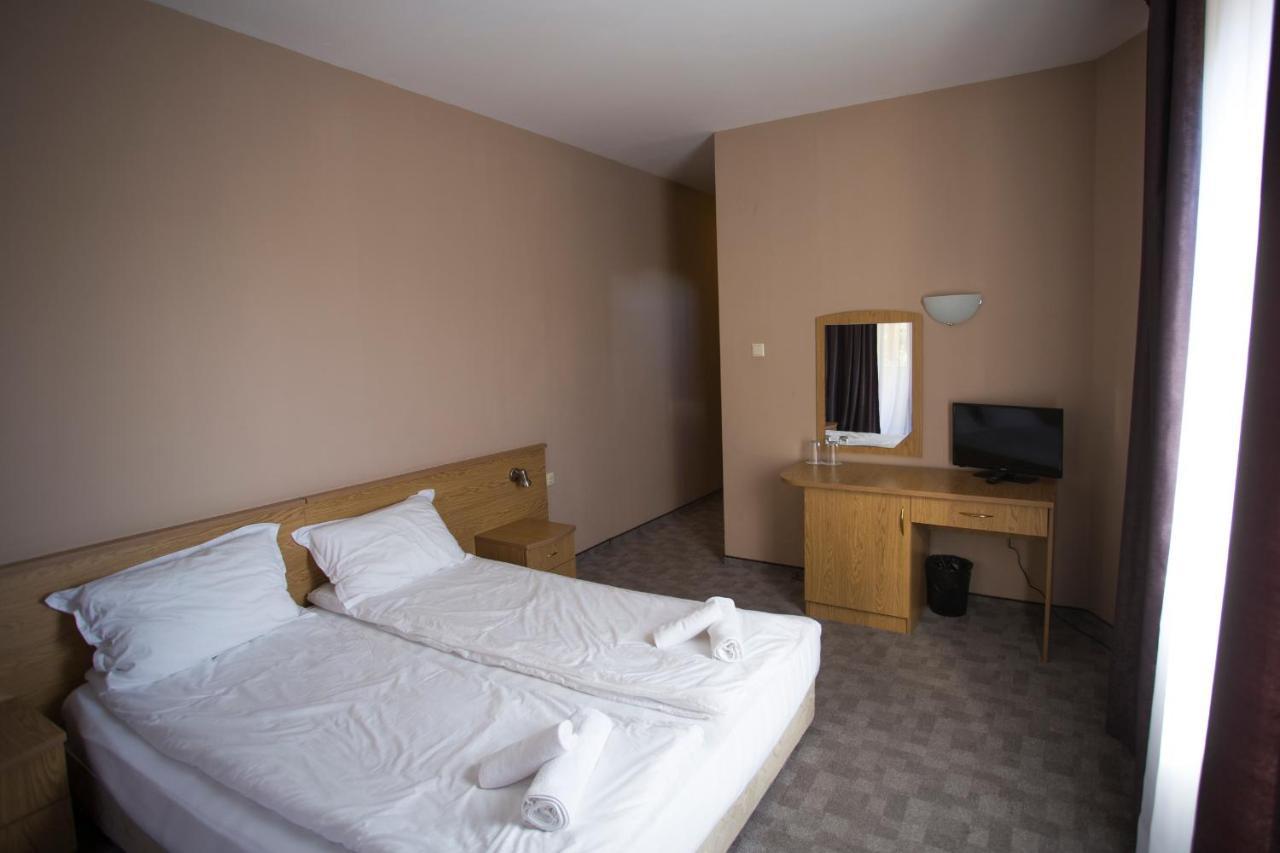 Family Prim Hotel Sandanski Exterior foto
