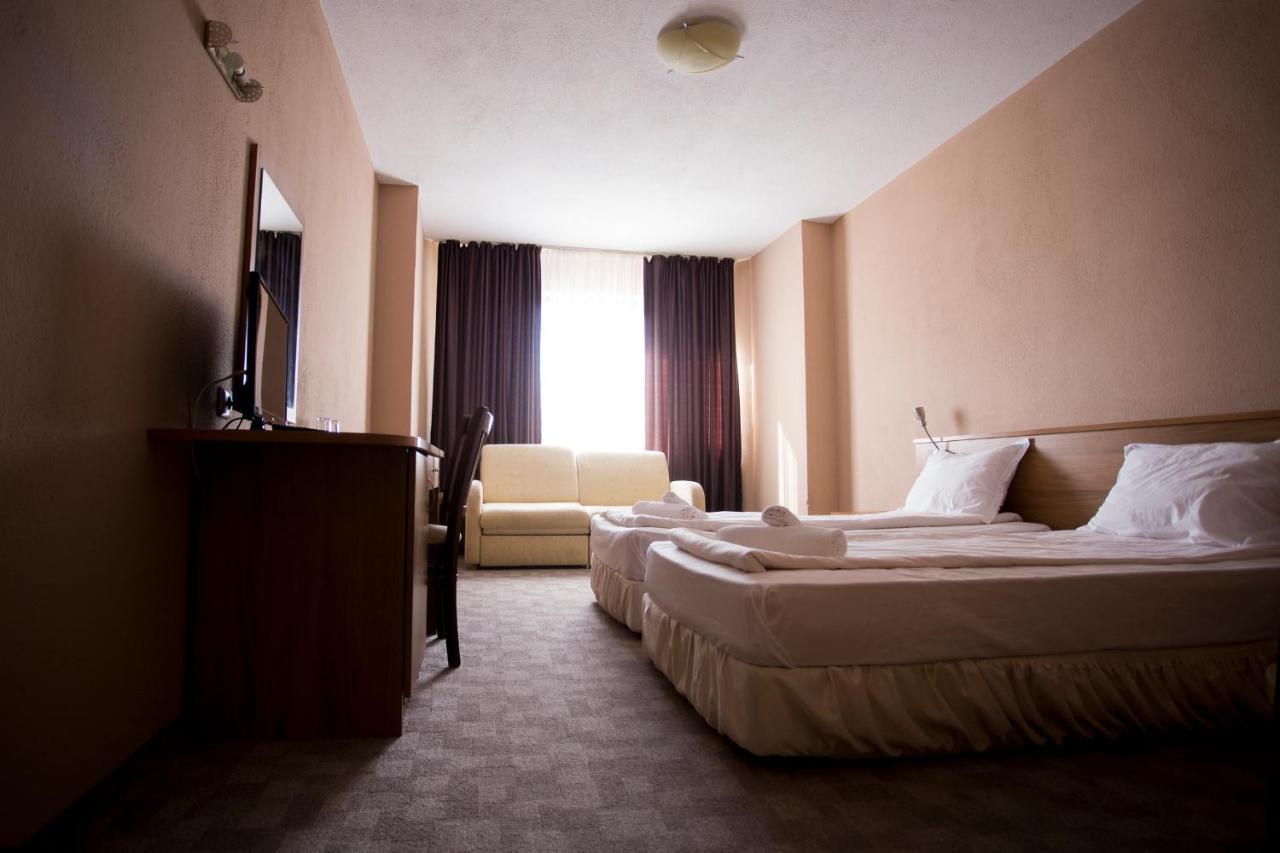 Family Prim Hotel Sandanski Exterior foto
