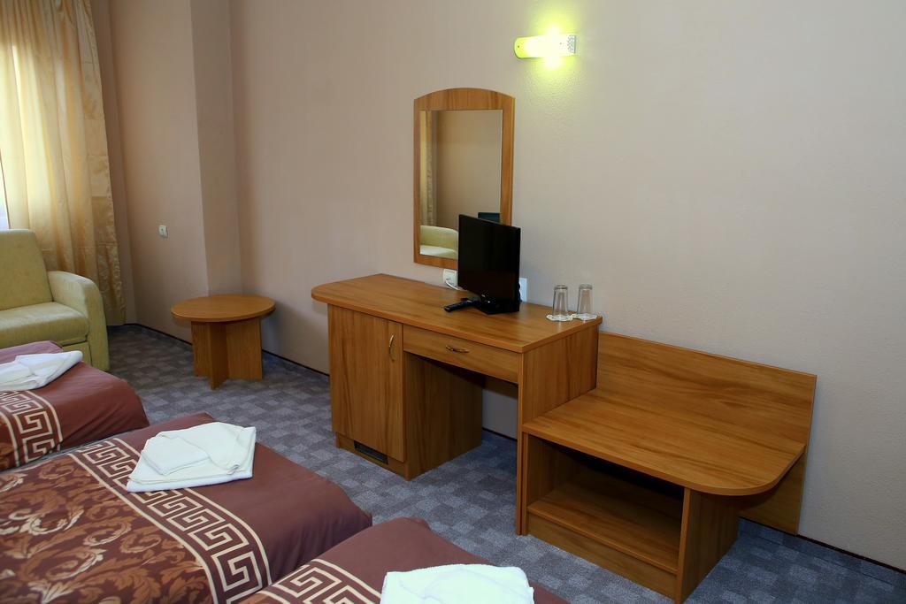 Family Prim Hotel Sandanski Exterior foto